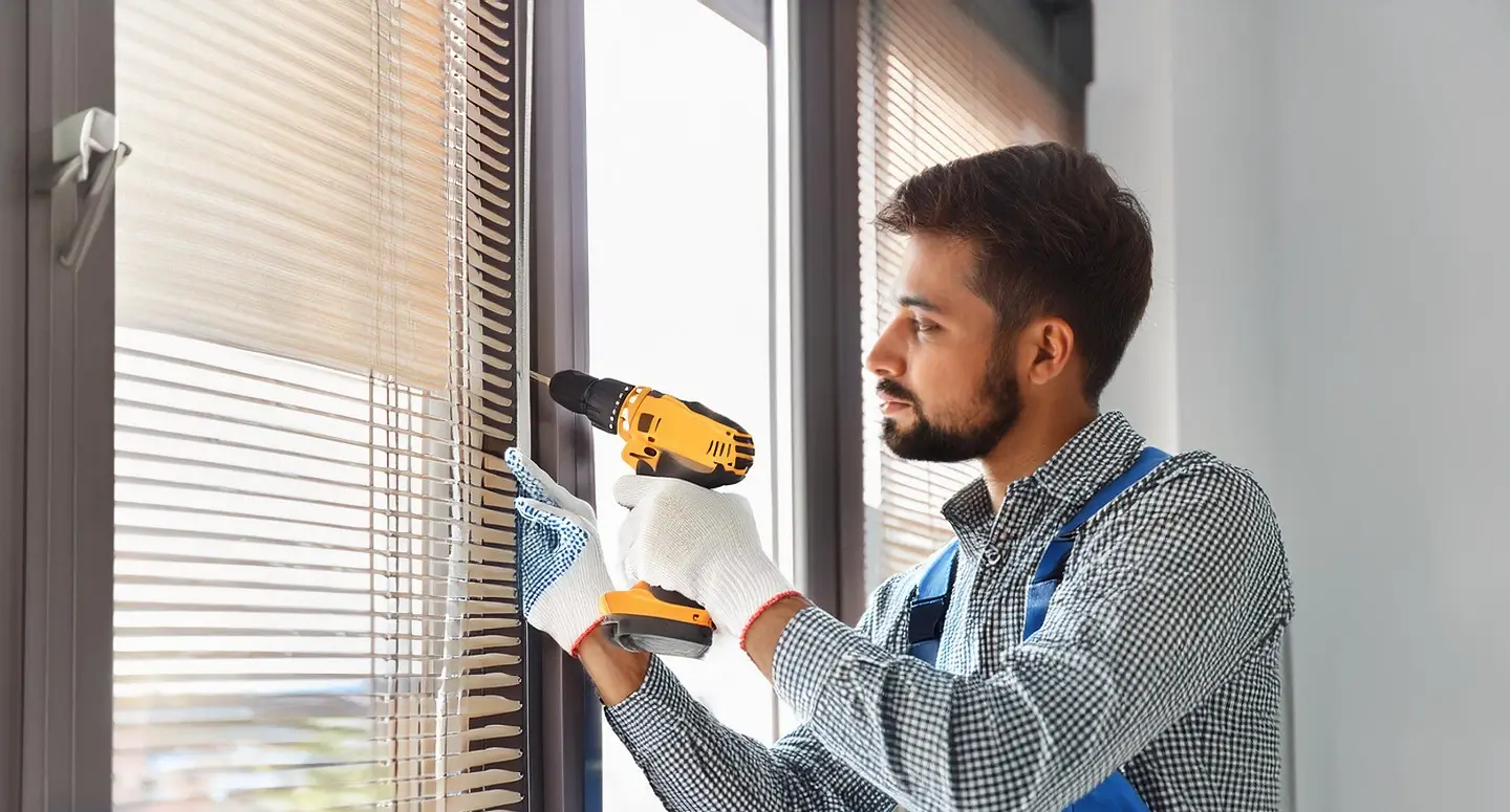 blinds fixing